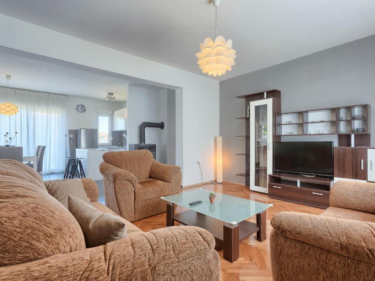 Rovere By Interhome Casa vacanze